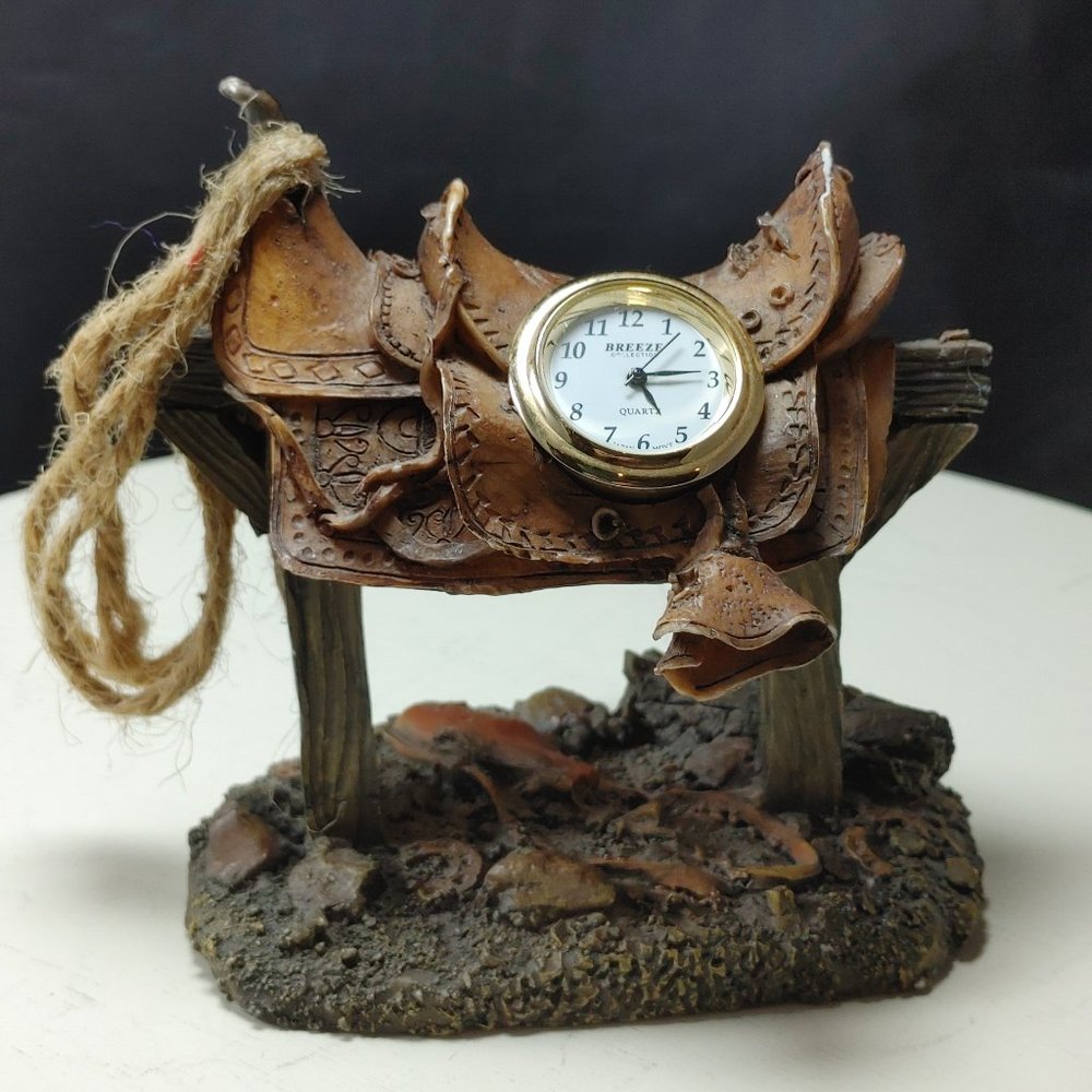 Rustic Western Theme Saddle Desk Clock Sz Small Breeze Quartz Works Great!